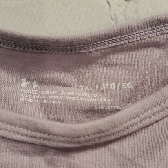 Girl's Under Armour loose fit heatgear tank tops - Picture 4 of 8